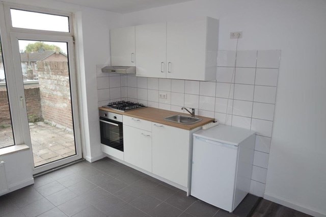 Foto 6: Eindhoven - Jan van Riebeecklaan - Foto 6