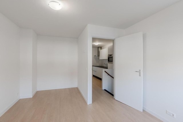 Foto 7: Hilversum - Hilvertsweg - Foto 7