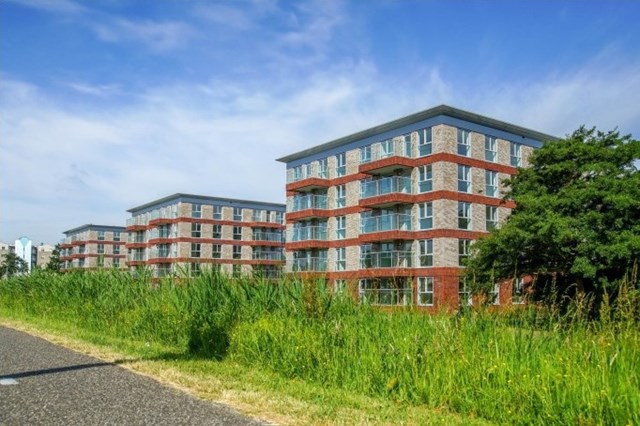 Foto 1: Hellevoetsluis - Oostdijk - Foto 1