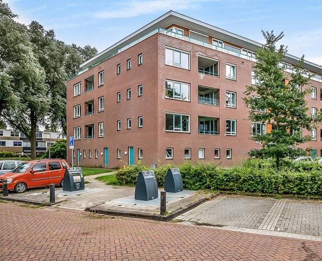 Foto 1: Dronten - De Stag - Foto 1