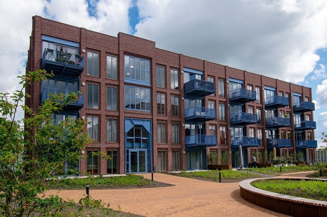 Foto 1: Helmond - Oostende - Foto 1