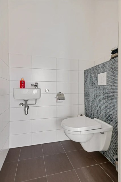 Foto 5: Amsterdam - Papaverweg - Foto 5