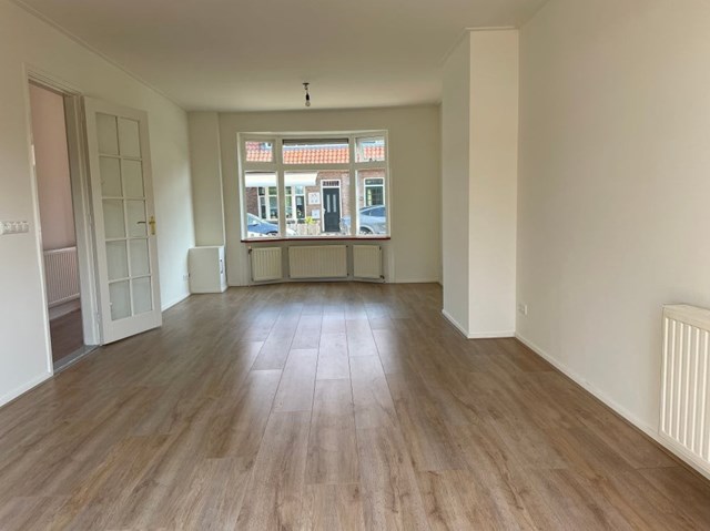 Foto 2: Sneek - Jan van Nassaustraat - Foto 2