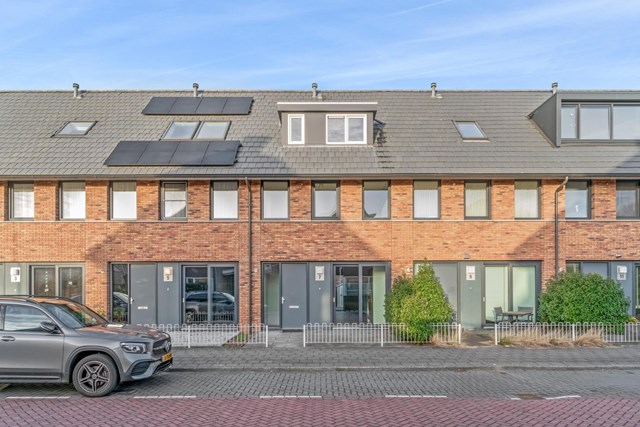 Foto 1: Amstelveen - Guldenroedelaan - Foto 1