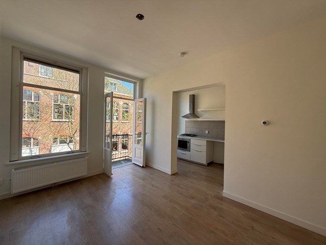 Foto 1: Amsterdam - Rustenburgerstraat - Foto 1