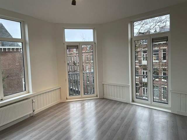 Foto 5: Amsterdam - Maarten Harpertszoon Trompstraat - Foto 5