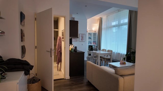 Foto 2: Maastricht - Adelbert van Scharnlaan - Foto 2