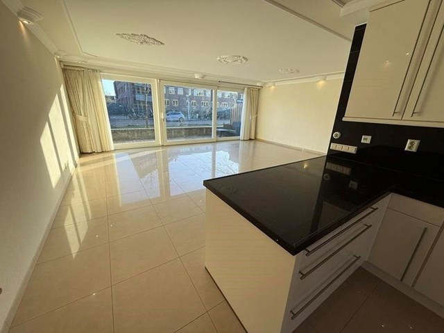 Foto 5: Amsterdam - Eliza van Calcarstraat - Foto 5