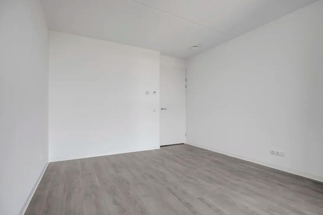 Foto 4: Eindhoven - Machinekamerplein - Foto 4