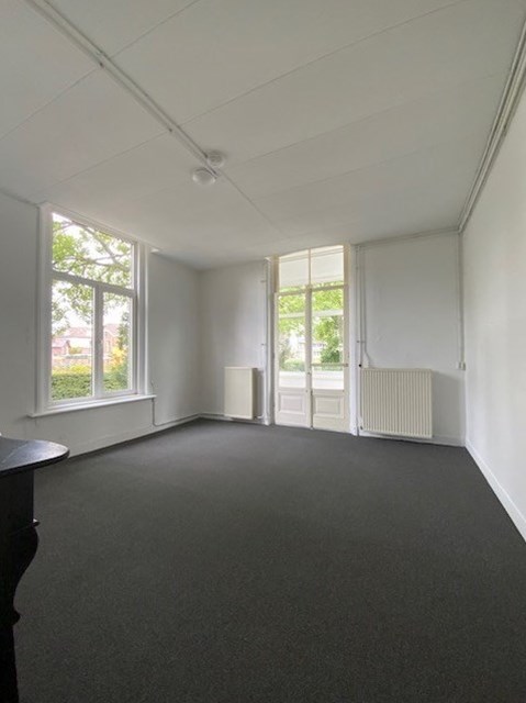 Foto 2: Velp (GE) - Zuider Parallelweg - Foto 2