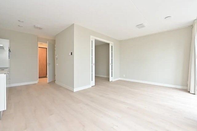 Foto 2: Voorburg - Van Alphenstraat - Foto 2