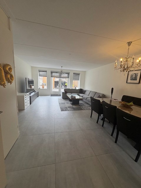 Foto 5: Badhoevedorp - Irislaan - Foto 5