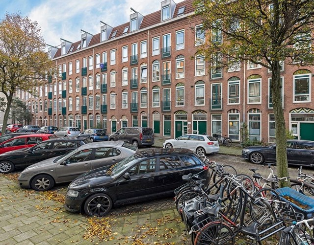 Foto 1: Amsterdam - Jacob van Lennepstraat - Foto 1