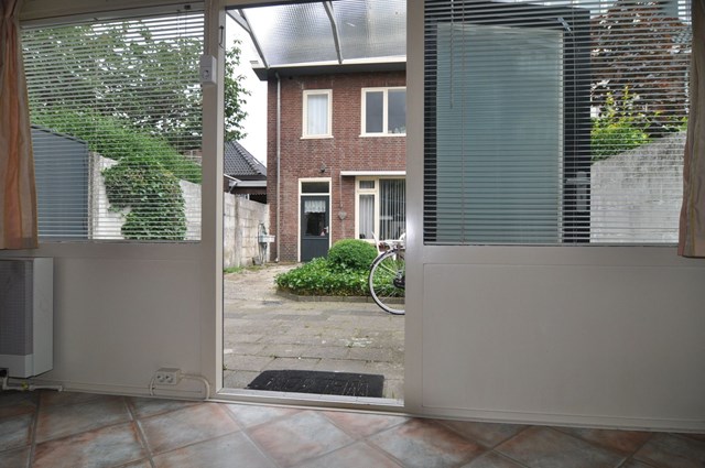 Foto 7: Breda - Van Voorst Tot Voorststraat - Foto 7
