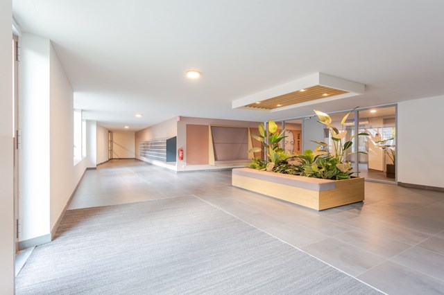 Foto 2: Amsterdam - David Ricardostraat - Foto 2