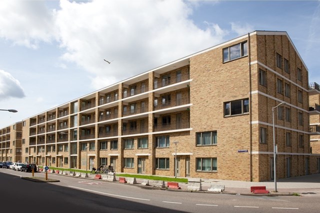 Foto 1: Amsterdam - Bart van der Leckplnts - Foto 1