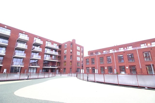 Foto 2: Nieuwegein - Fultonbaan - Foto 2