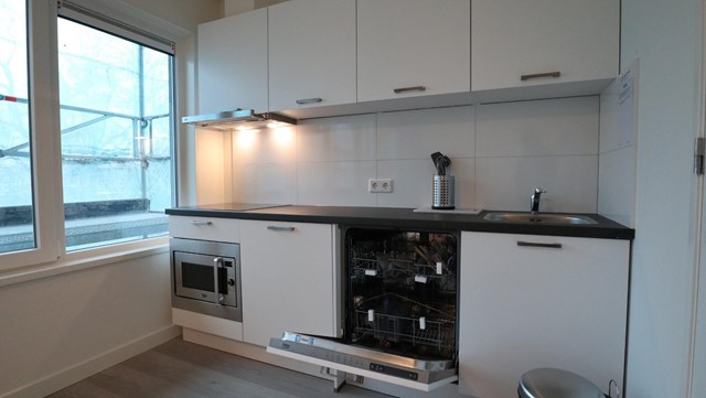 Foto 4: Eindhoven - Dr Cuyperslaan - Foto 4