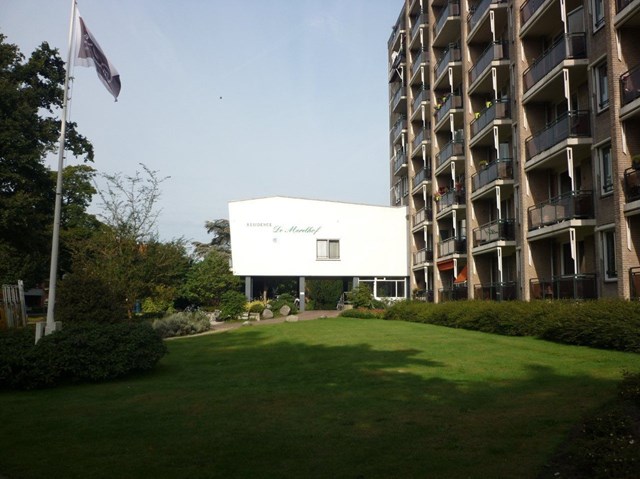 Foto 3: Enschede - Espoortstraat - Foto 3