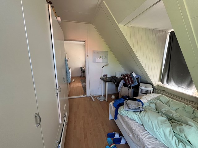 Foto 4: Groningen - Admiraal de Ruyterlaan - Foto 4