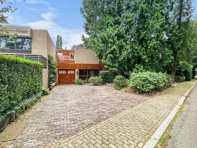 Foto 3: Bussum - Koningslaan - Foto 3