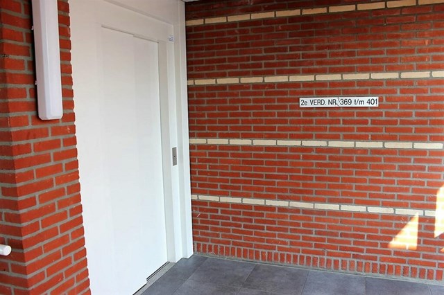 Foto 3: Amersfoort - Sara Burgerhartsingel - Foto 3