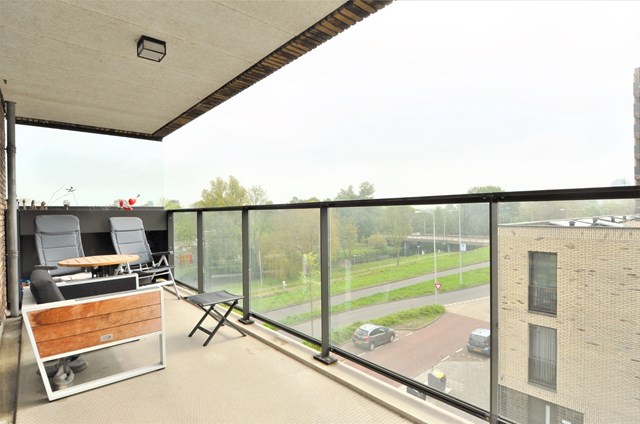 Foto 4: Amsterdam - Ijdoornlaan - Foto 4
