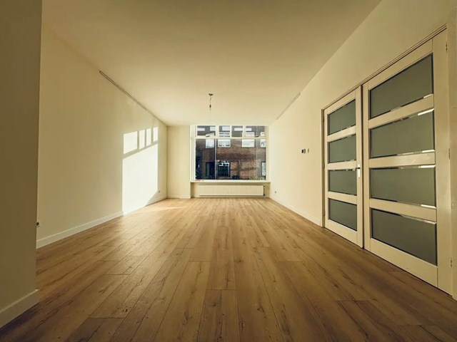 Foto 1: Den Haag - Wingerdstraat - Foto 1