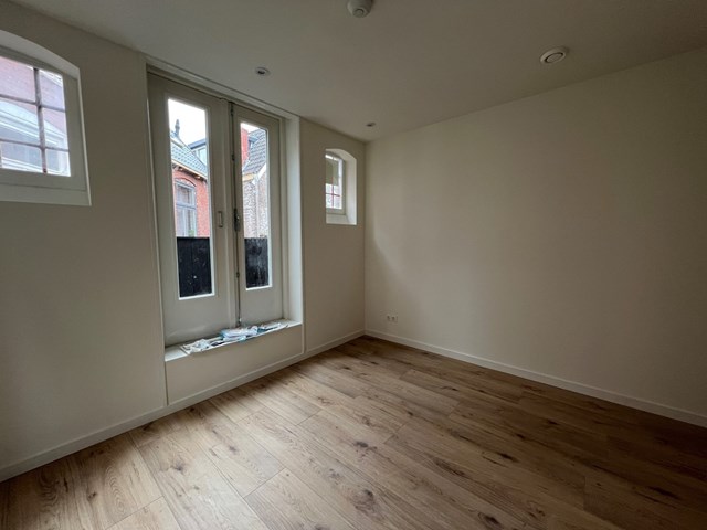 Foto 6: Groningen - Frederiksplein - Foto 6