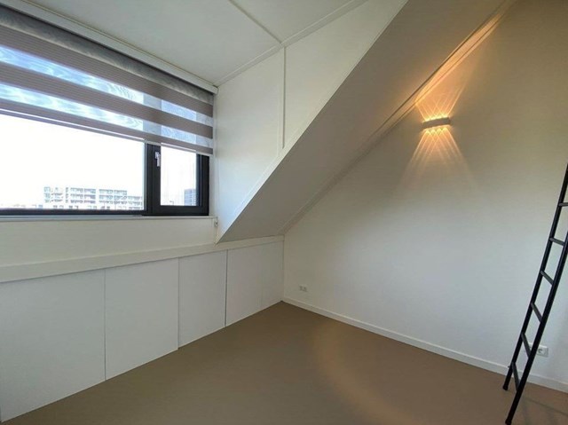 Foto 7: Almere - Jacques Lebrunstraat - Foto 7