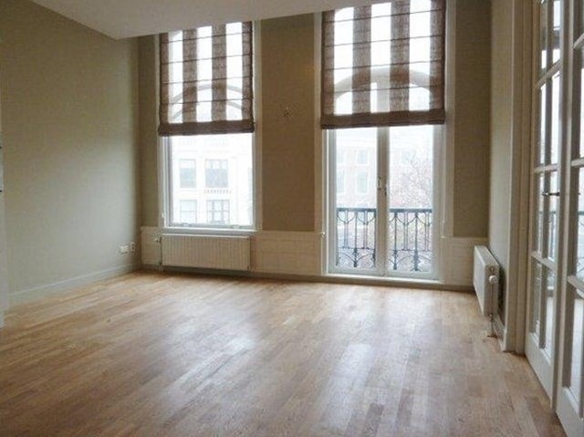 Foto 3: Den Haag - Plaats - Foto 3