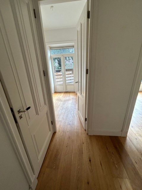 Foto 4: Amsterdam - Bloys van Treslongstraat - Foto 4