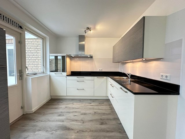 Foto 4: Veldhoven - Lariksbeek - Foto 4