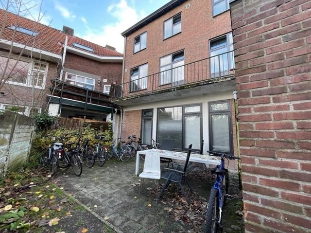 Foto 3: Eindhoven - Sint Jorislaan - Foto 3