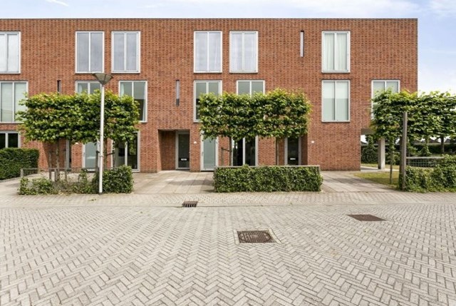 Foto 1: Vianen (UT) - Gildenborch - Foto 1