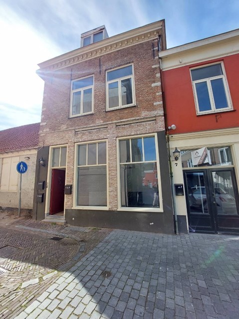 Foto 1: Bergen op Zoom - Bosstraat - Foto 1