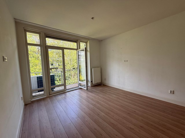 Foto 3: Amsterdam - Reinier Claeszenstraat - Foto 3