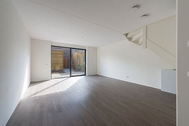 Foto 2: Gorinchem - Bagijnenwalstraat - Foto 2