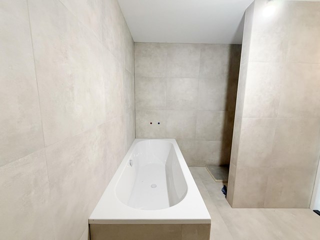 Foto 6: Haarlem - Menno Simonszplein - Foto 6