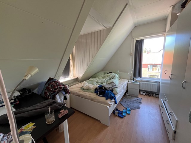 Foto 3: Groningen - Admiraal de Ruyterlaan - Foto 3