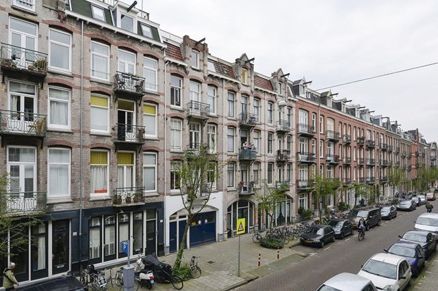 Foto 1: Amsterdam - Rustenburgerstraat - Foto 1