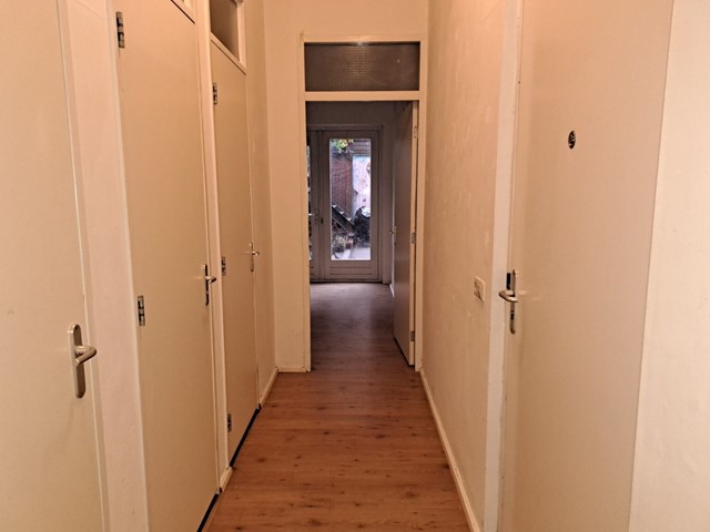 Foto 6: Amsterdam - Sint Nicolaasstraat - Foto 6