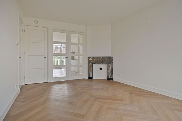 Foto 5: Amsterdam - Van Tuyll van Serooskerkenweg - Foto 5