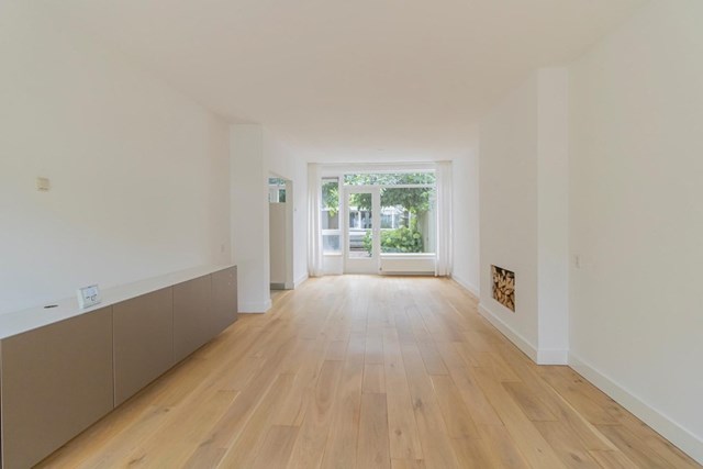 Foto 2: Amstelveen - Pluimessenlaan - Foto 2