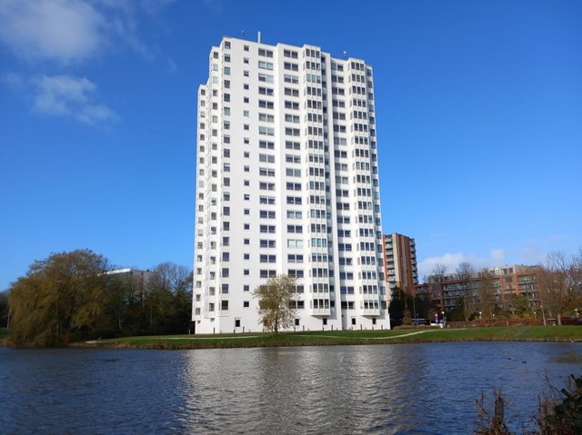 Foto 1: Leeuwarden - Prins Clausplein - Foto 1