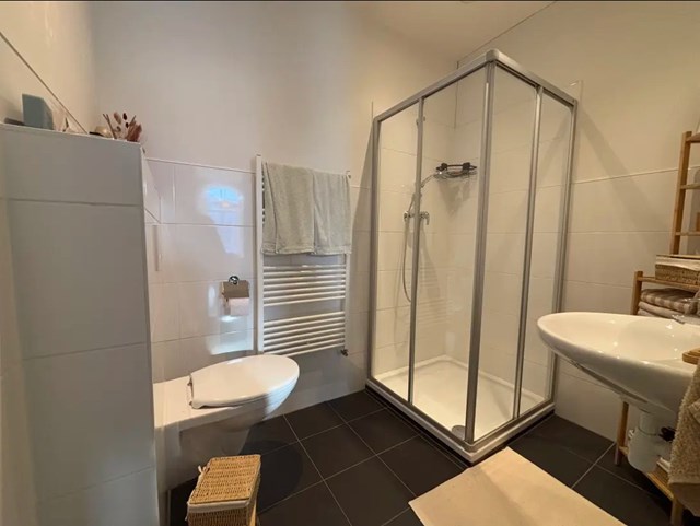 Foto 7: Rotterdam - 1e Middellandstraat - Foto 7