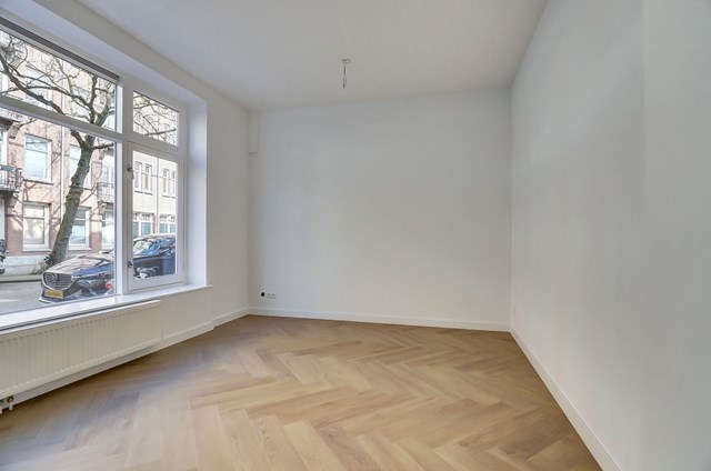 Foto 2: Amsterdam - Cornelis Trooststraat - Foto 2