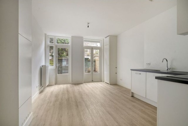 Foto 2: Amsterdam - Achillesstraat - Foto 2