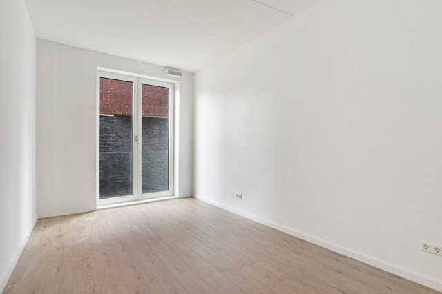 Foto 7: Diemen - Karel Appelhof - Foto 7