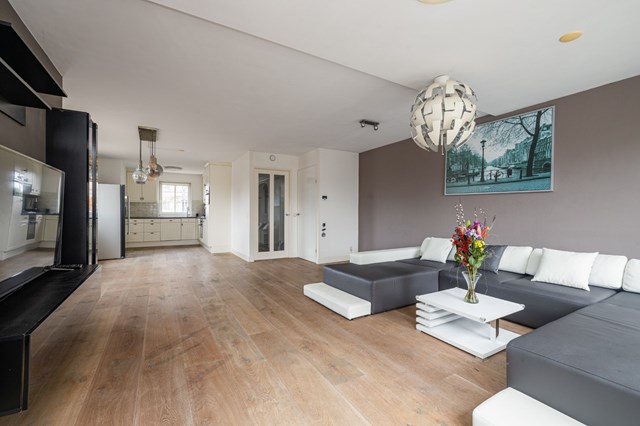 Foto 2: Bergschenhoek - Rubenslaan - Foto 2